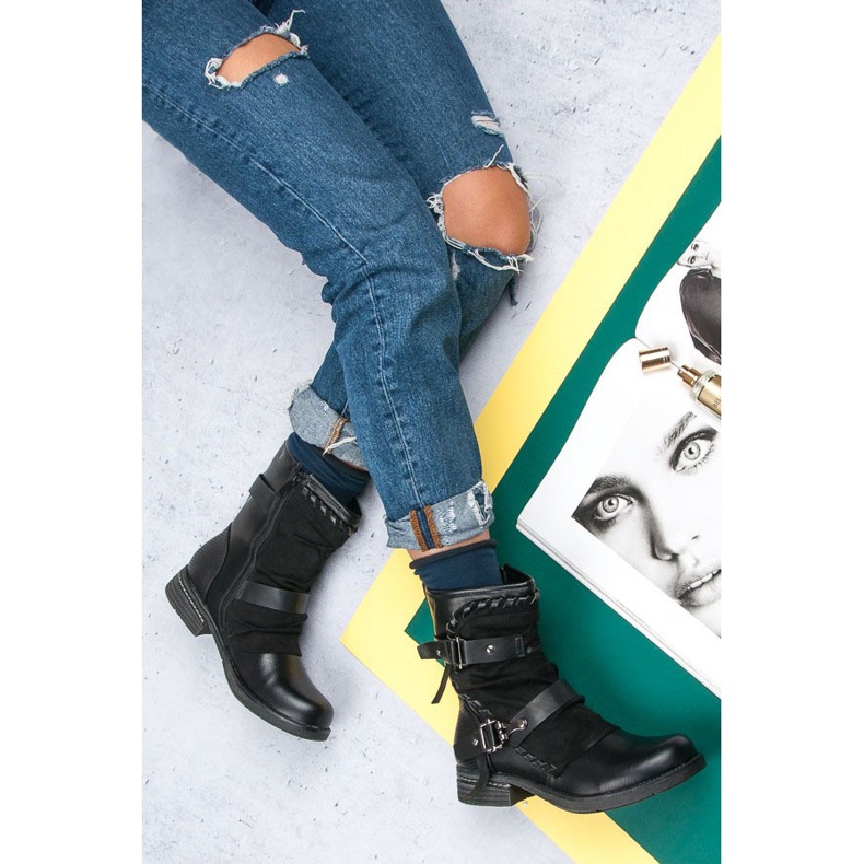 Queentina Bottes plates Rock noir 1