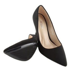 Escarpins sur un daim noir B-79 Talon aiguille noir 4