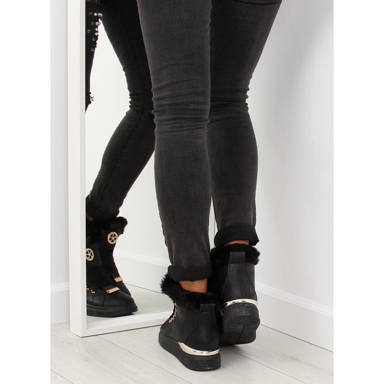 Baskets isolées noires F506 noir 1