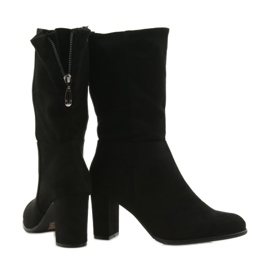 Bottes noires bottes noires Sergio leone le noir 3