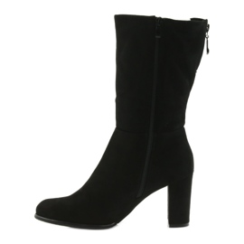 Bottes noires bottes noires Sergio leone le noir 2