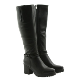 Bottes noires FILIPPO 476 sur le poteau le noir 4