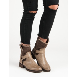 Super Mode Travailleurs beiges 1 Super Mode Travailleurs beiges 1