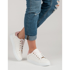 Chaussures de sport blanches 1