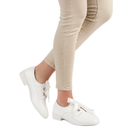 Tina&Co Richelieus noués blanc 1