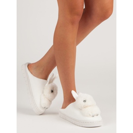 Chaussons chauds blanc 2