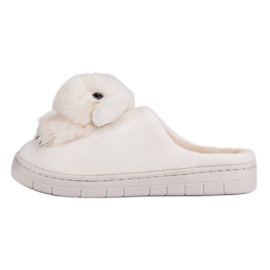 Pantoufles confortables blanche 6