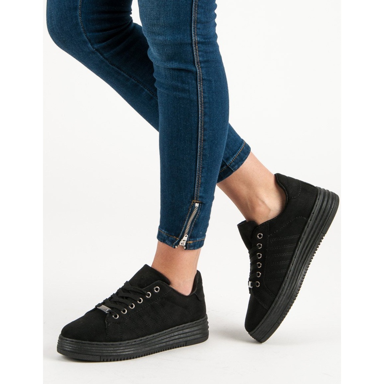 Baskets sur la plateforme MCKEYLOR le noir 2