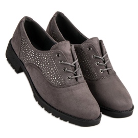 Chaussures en daim grises 3