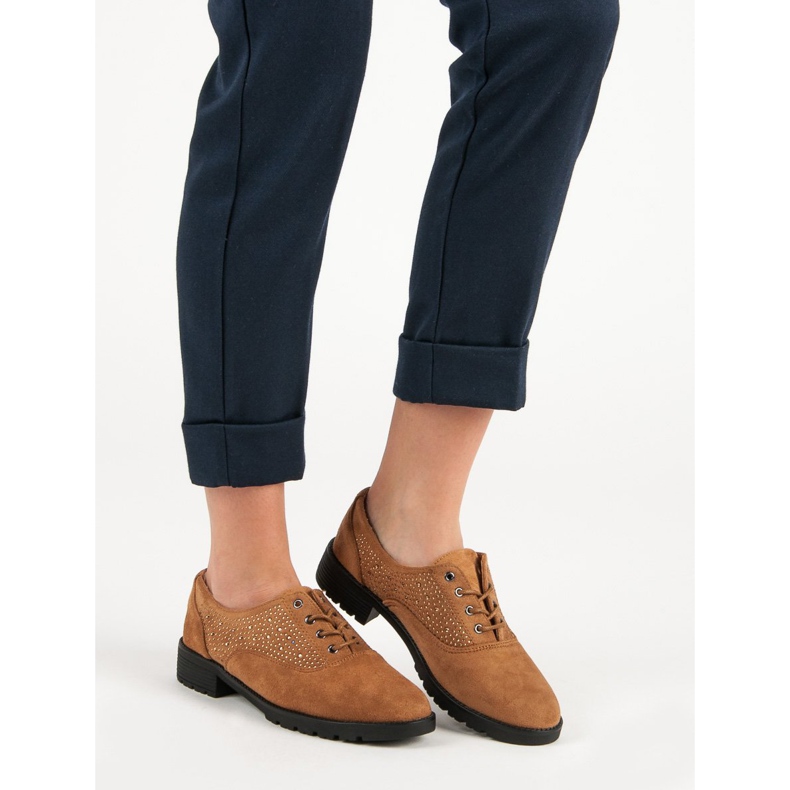 Chaussures en daim camel brun 1