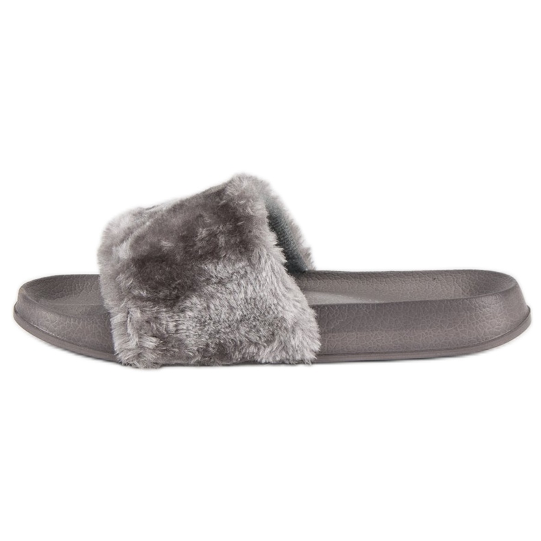 Tongs grises avec fourrure 1 Tongs grises avec fourrure 1