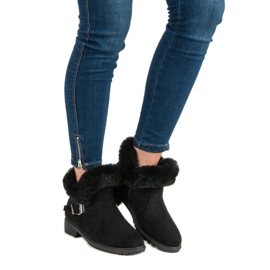 Bottines basses en daim le noir 4