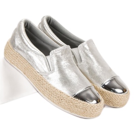 Baskets argentées à la mode gris 6