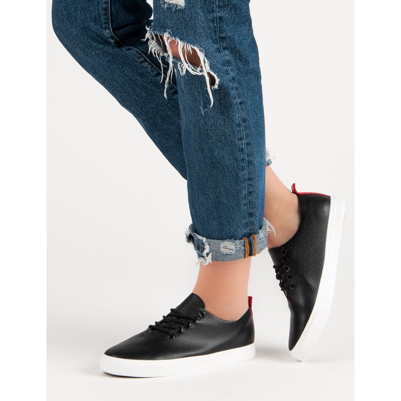Baskets nouées le noir 1