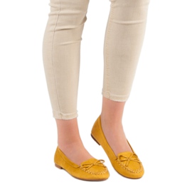 Small Swan Mocassins Jaunes Avec Un Noeud 2