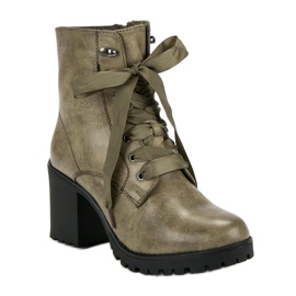 Queentina Bottes chaudes sur la plateforme vert 3