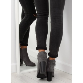Bottes sur un talon stable gris 8576-2 Gris 2