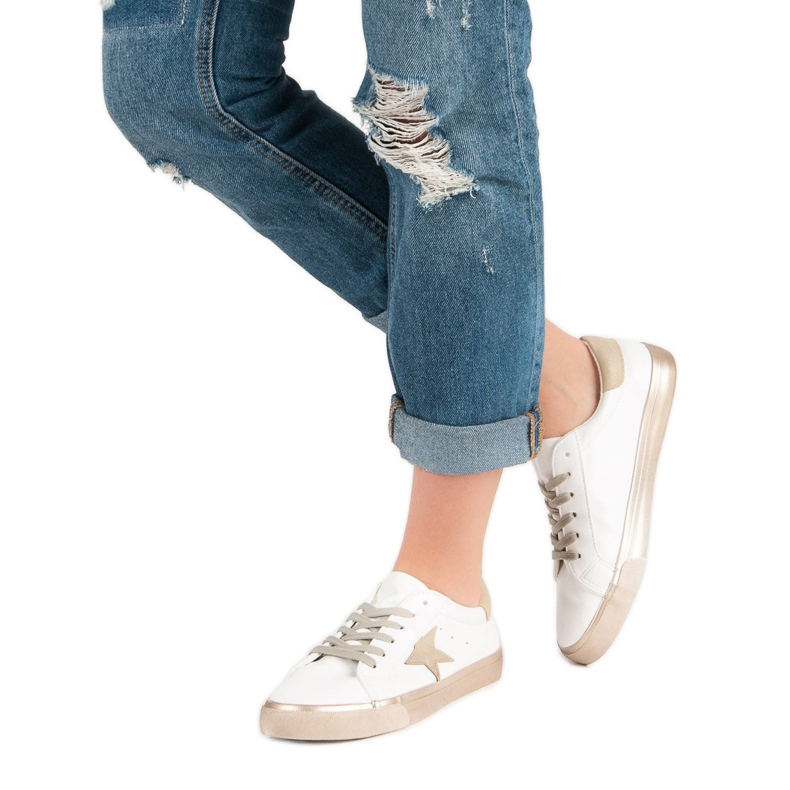 Baskets basses élégantes blanc jaune 2