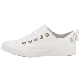 Baskets basses blanches 1