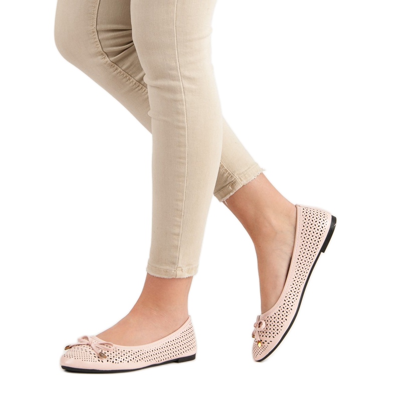 Ballerines ajourées rose 2