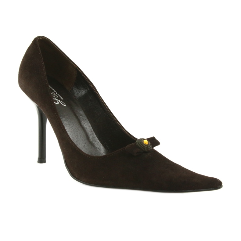 Escarpins en cuir brun 1