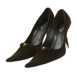 Escarpins en cuir brun 4
