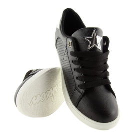 Baskets noires avec une étoile A6213 Noir le noir 7