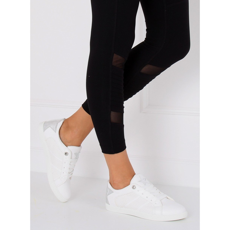 Baskets blanches avec une étoile A6213 BLANC / ARGENT 1