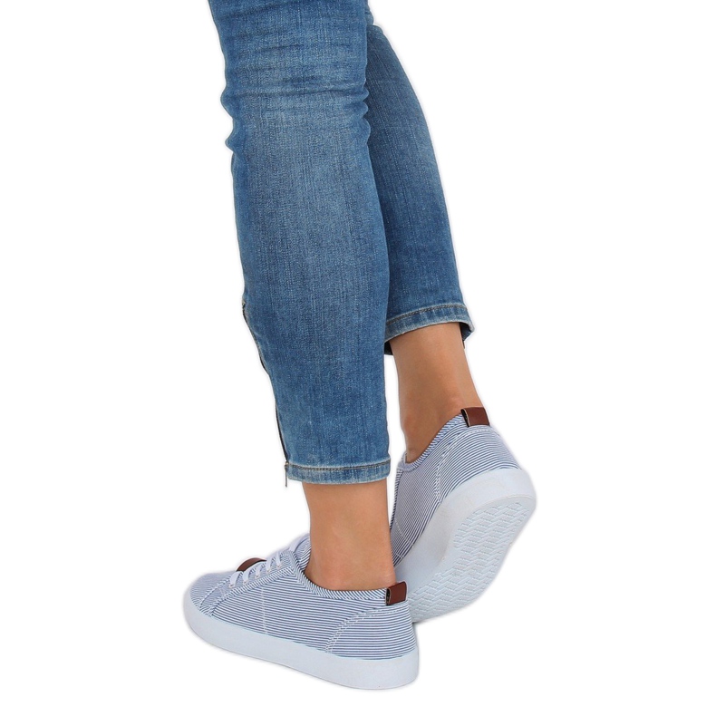 Baskets bleu marine à rayures JX70P 2