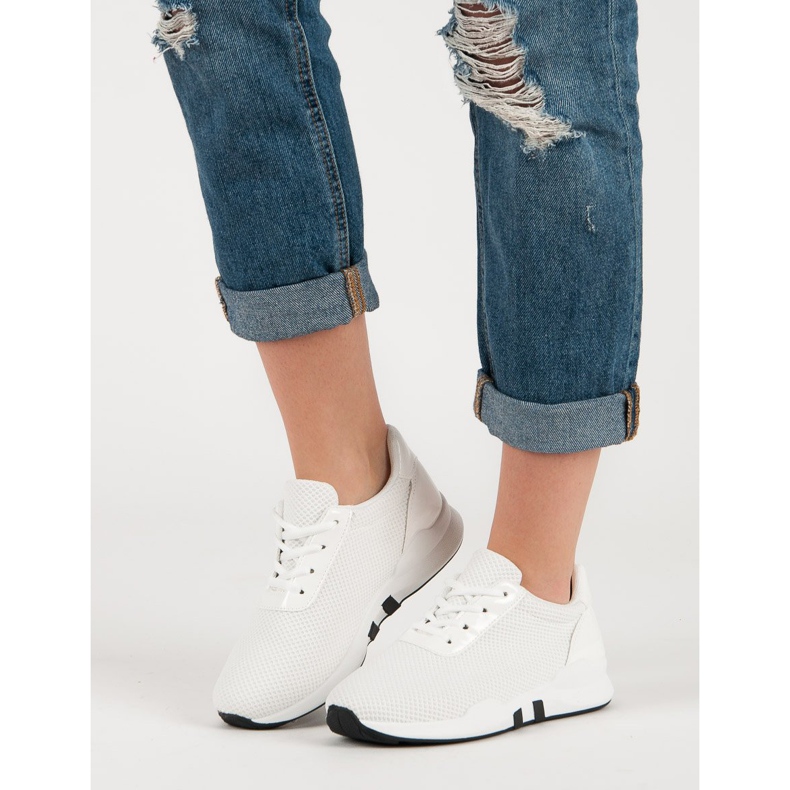 Chaussures de sport à la mode blanche 1