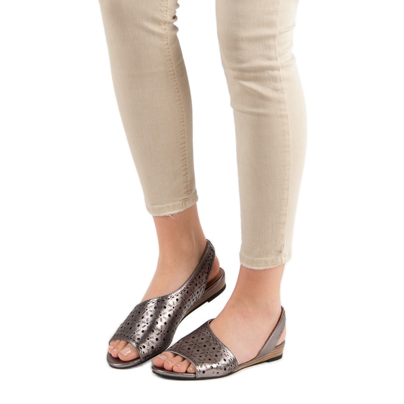 Sandales ajourées VINCEZA gris 2 Sandales ajourées VINCEZA gris 2