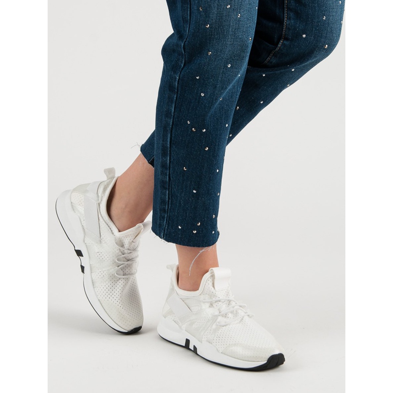 Chaussures de sport à la mode blanche 1