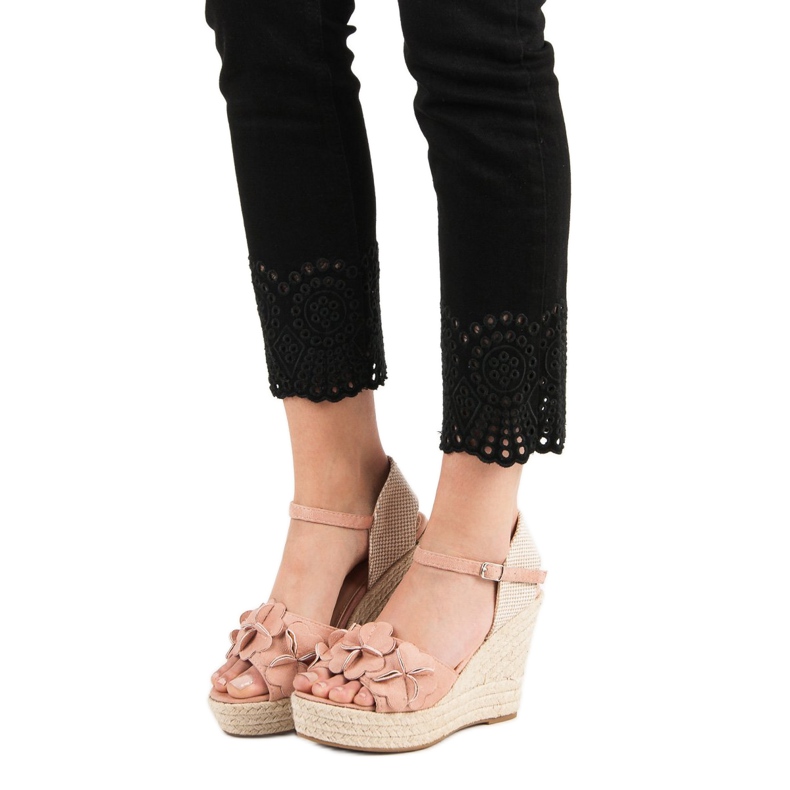 Top Shoes Sandales poudrées à fleurs rose 1