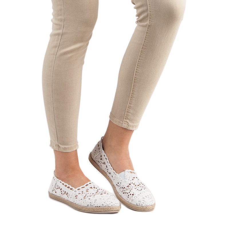 Sweet Shoes Espadrilles blanches en dentelle 2 Sweet Shoes Espadrilles blanches en dentelle 2