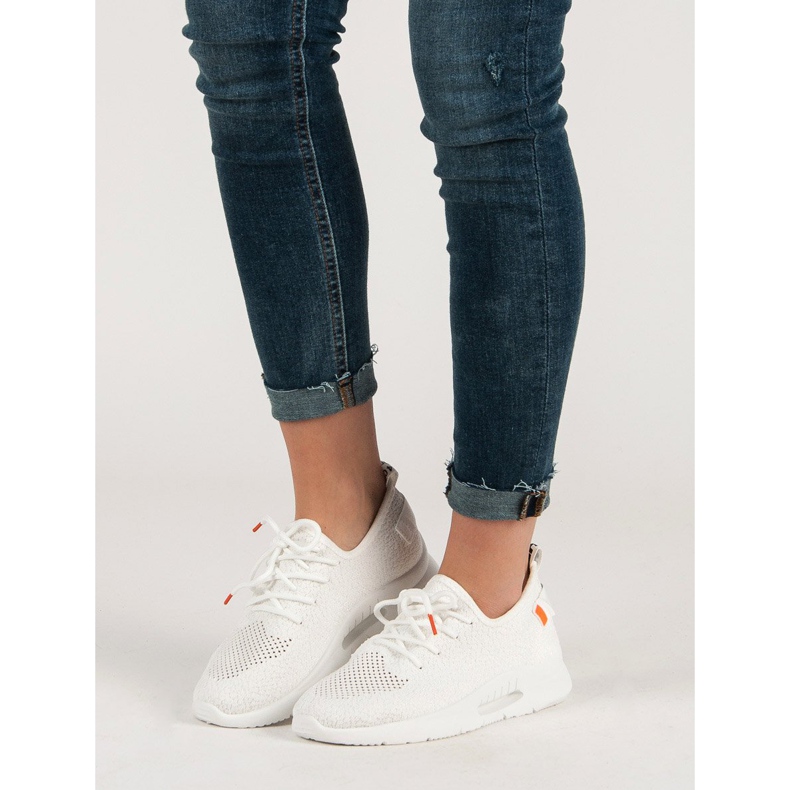 Chaussures de sport aérées blanc 2