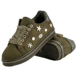 Baskets en daim avec strass vert 3