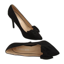 Escarpins sur une broche noire LM-706 Noir 1