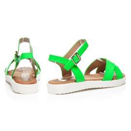 Best Shoes Sandales Laquées vert 1