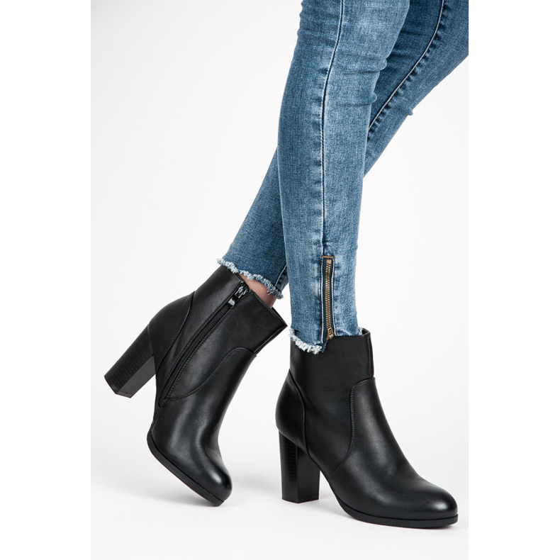 Super Mode Bottes confortables sur un poteau noir 1