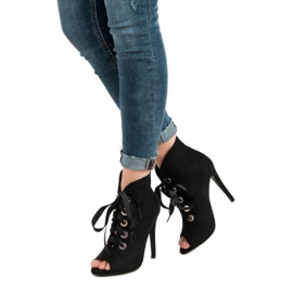 Bestelle Bottes à bout ouvert nouées le noir 2