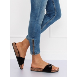 Pantoufles noires en daim CK61P noires 2