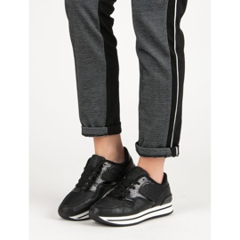 Chaussures de sport noires le noir 1 Chaussures de sport noires le noir 1