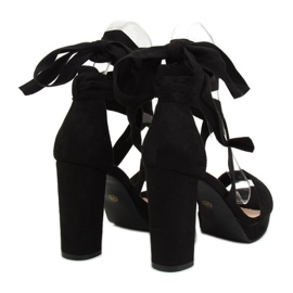 Sandales noires sur la plateforme NC805 Noir 2