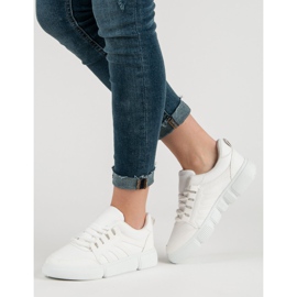 Chaussures de sport confortables blanc 2