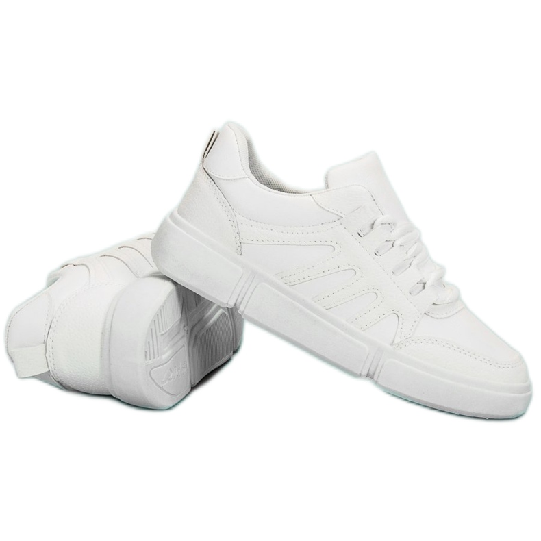 Chaussures de sport confortables blanc 1