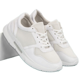 Chaussures de sport à lacets blanche 1