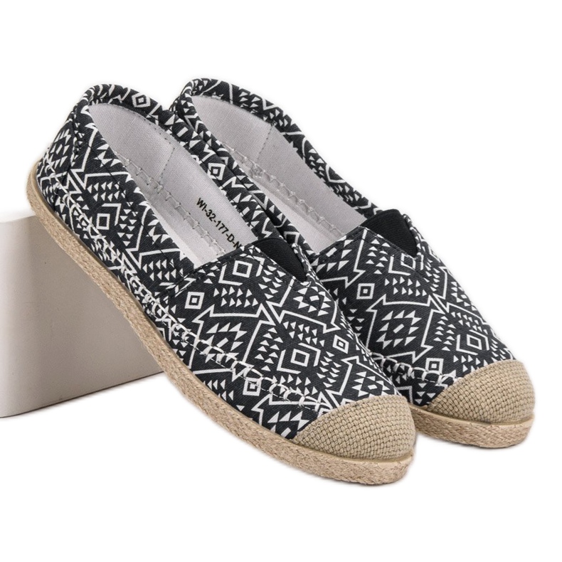 Espadrilles ethniques à la mode le noir 1