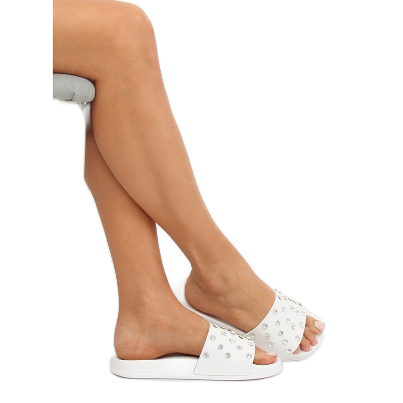 Blanc CK67P Chaussons blancs avec pierres 1