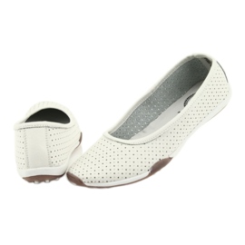 Ballerines blanches ajourées Filippo 089 4