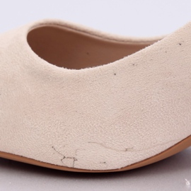 Escarpins sur un talon aiguille 539 Beige II-GAT 7
